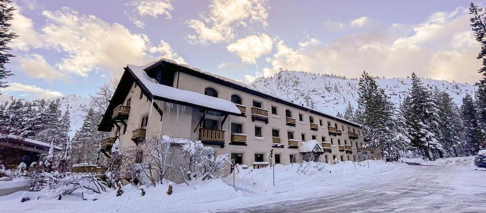 Olympic Village Inn Olympic Valley  Exteriér fotografie